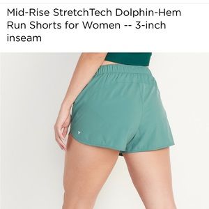 Mid-Rise StretchTech Dolphin-Hem Run Shorts for Women -- 3-inch inseam
